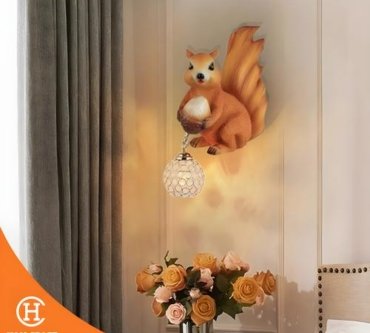 Dekorasi Lampu Decorative Squirel Crystal Wall Lamp