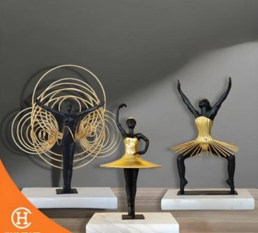 Dekorasi Pajangan Bauhaus Sculpture Collection 1